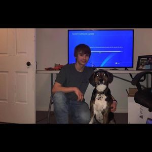 Meet your Posher, Zachary